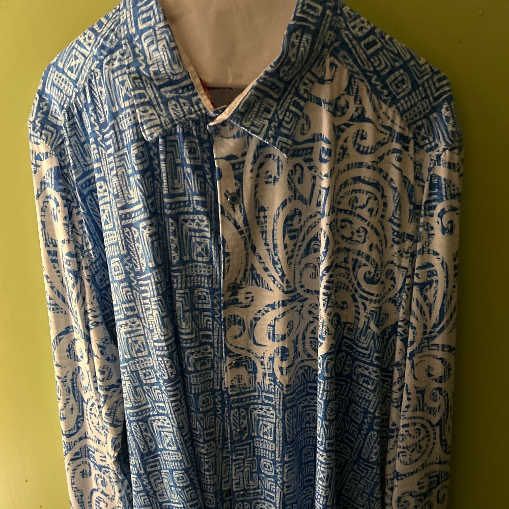 King Lion standout dress shirt